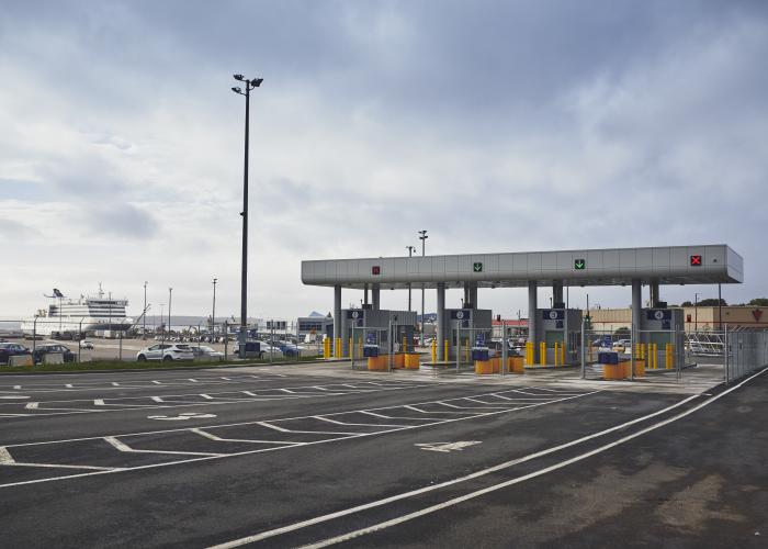 North Sydney ticket booth entrance with ferry in background