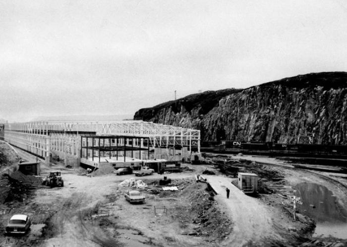 Cargo shipyard being built