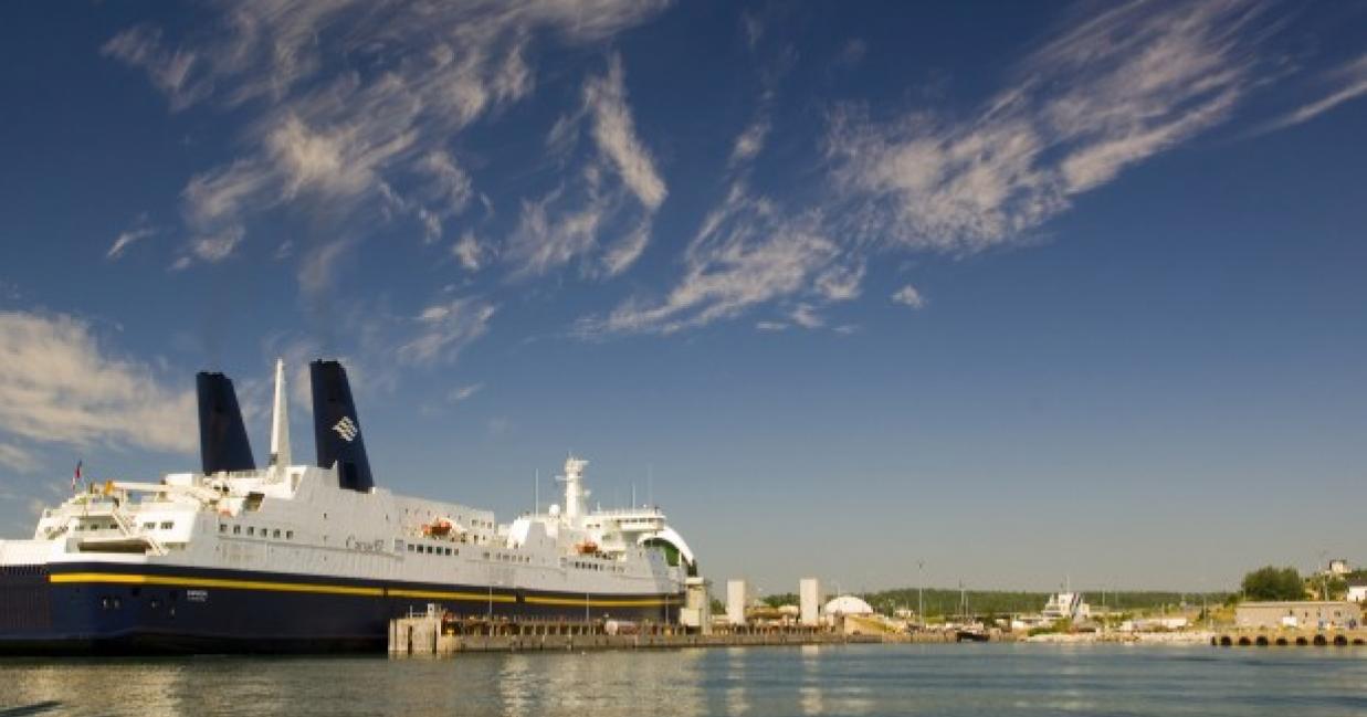 the caribou docked