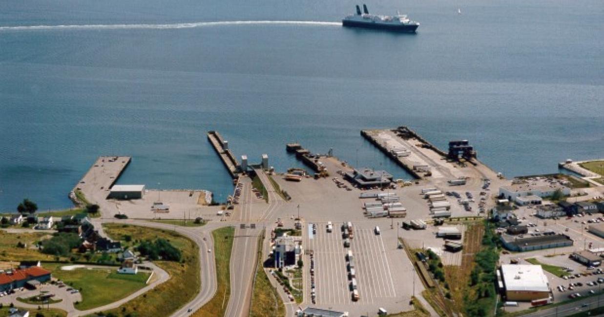 aerial of the caribou coming into port