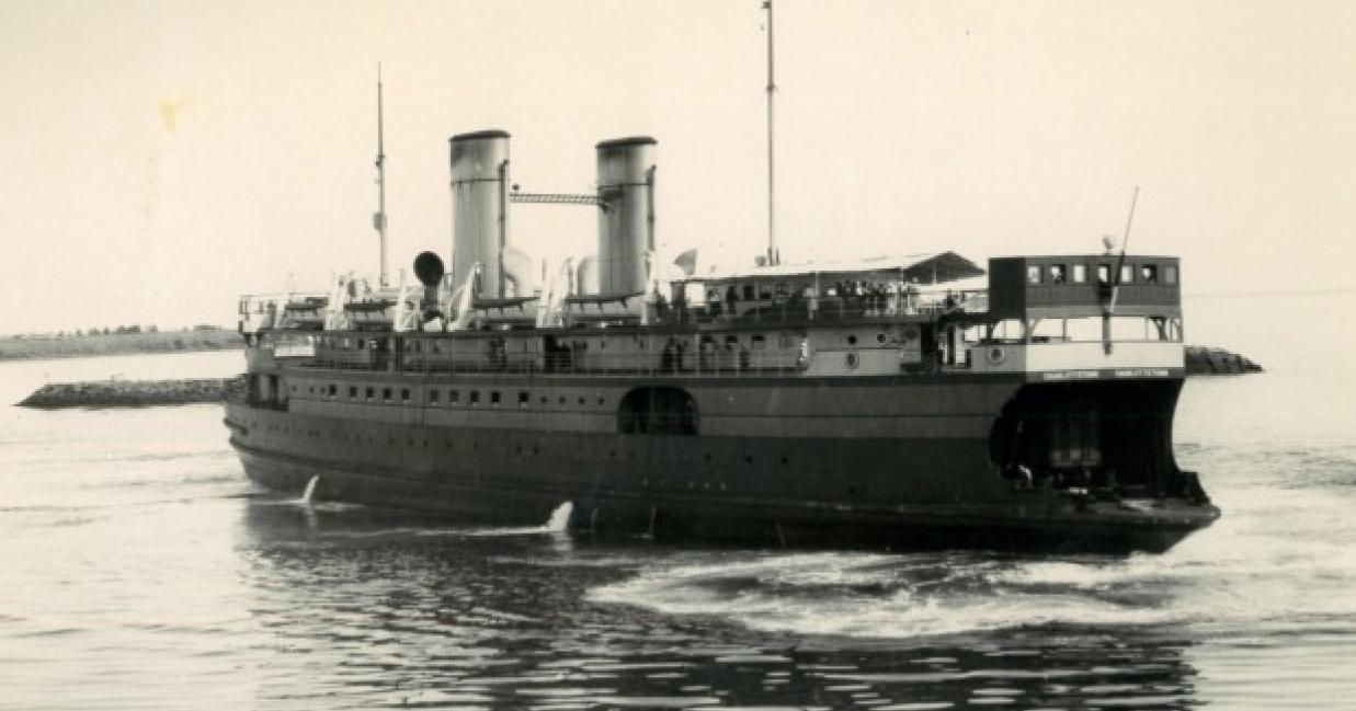 the ss charlottetown leaving port