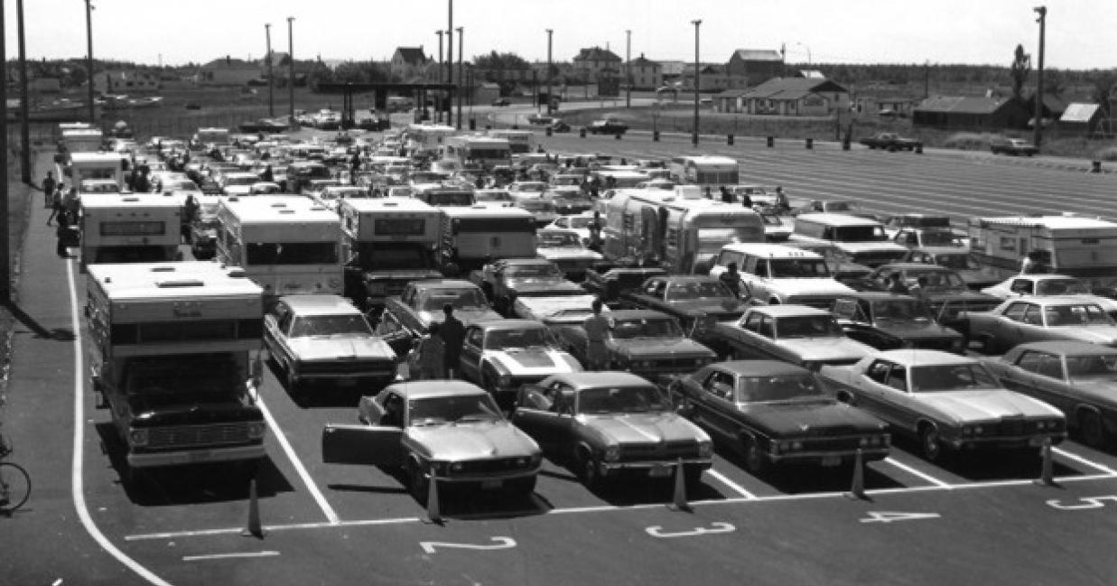 cars waiting to board ferry at the cape tormentine terminal