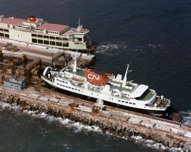 Image of the MV Lucy Maud Montgomery at dock 